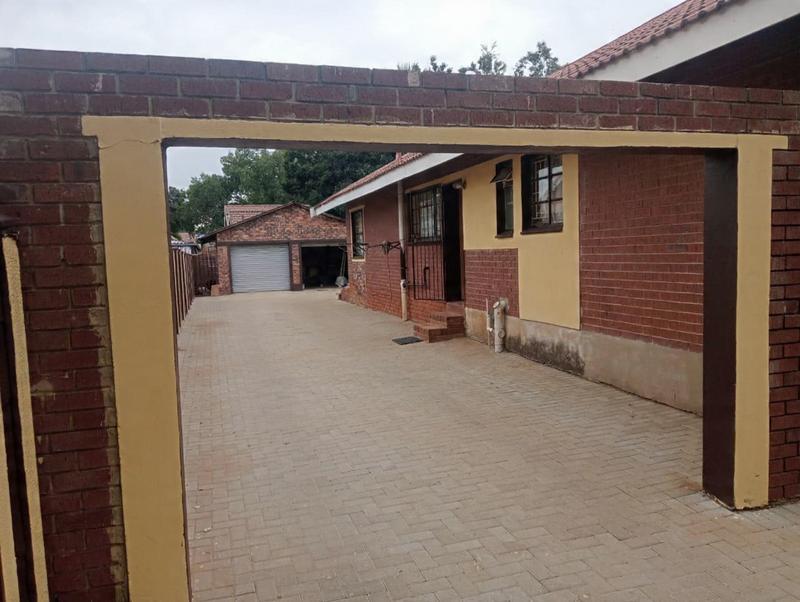 3 Bedroom Property for Sale in Vaalpark Free State